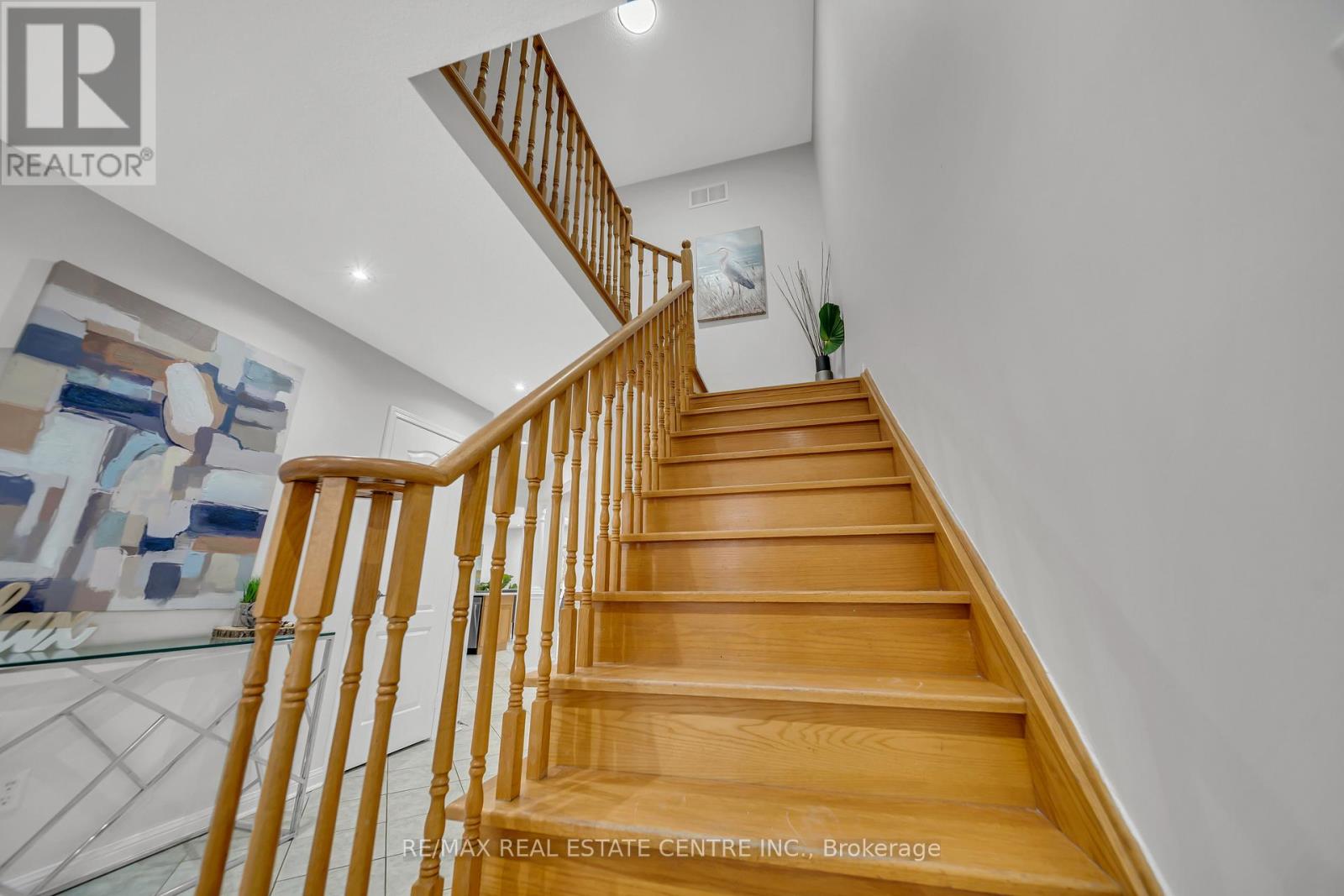 129 Cadillac Crescent, Brampton, Ontario  L7A 3B3 - Photo 21 - W12692874