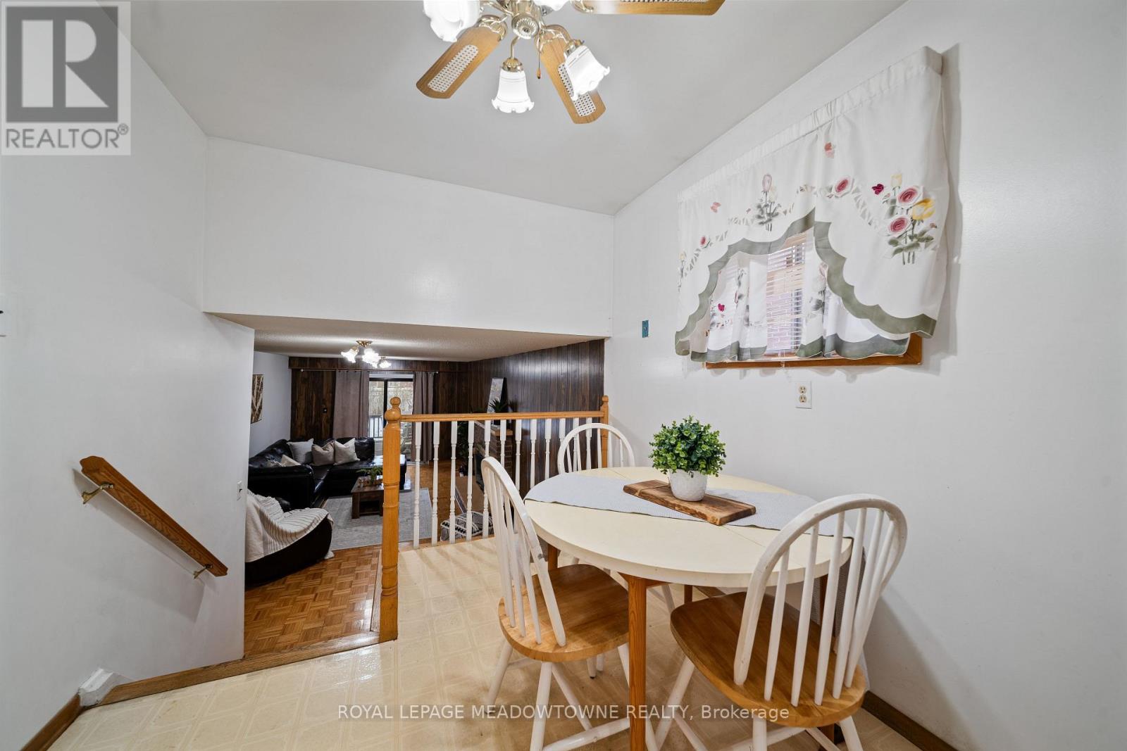 2436 Cashmere Avenue, Mississauga, Ontario  L5B 2M6 - Photo 13 - W12695298