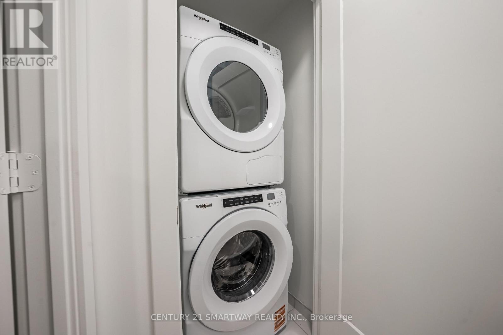 605 - 60 Central Park Roadway, Toronto, Ontario  M9A 0E6 - Photo 25 - W12661432