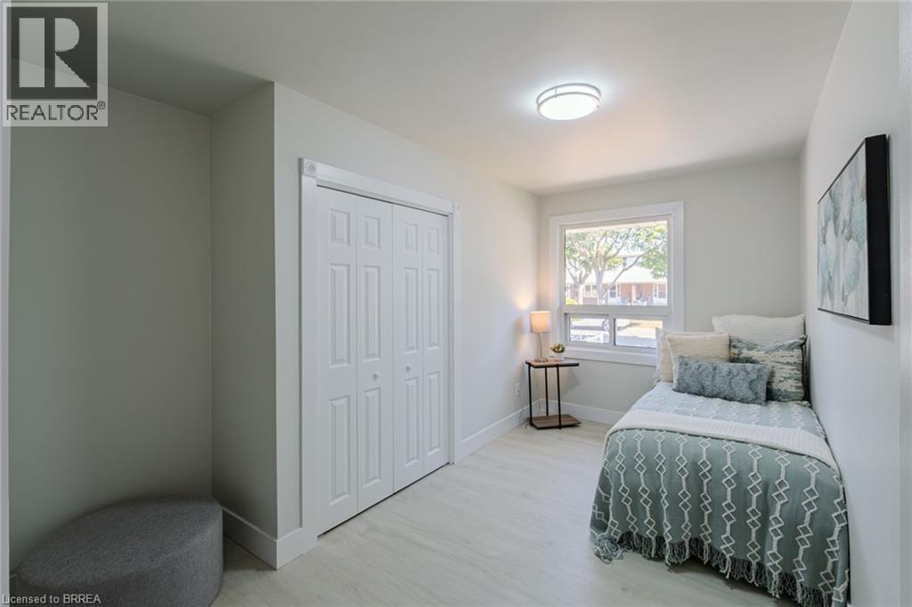 106 Wood Street, Brantford, Ontario  N3R 2L3 - Photo 15 - 40797917