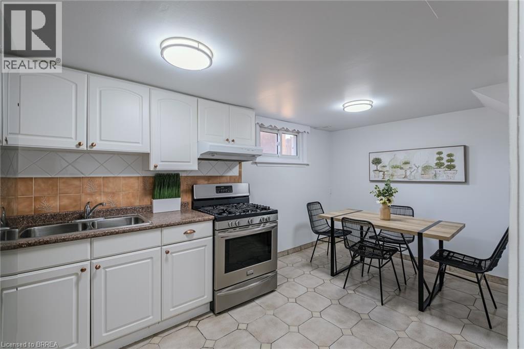 106 Wood Street, Brantford, Ontario  N3R 2L3 - Photo 21 - 40797917