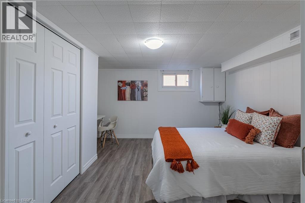 106 Wood Street, Brantford, Ontario  N3R 2L3 - Photo 26 - 40797917