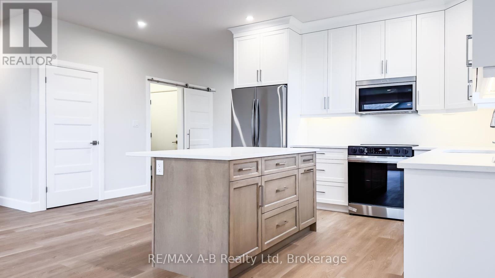 21 Nelson Street, West Perth, Ontario  N0K 1N0 - Photo 14 - X12419298