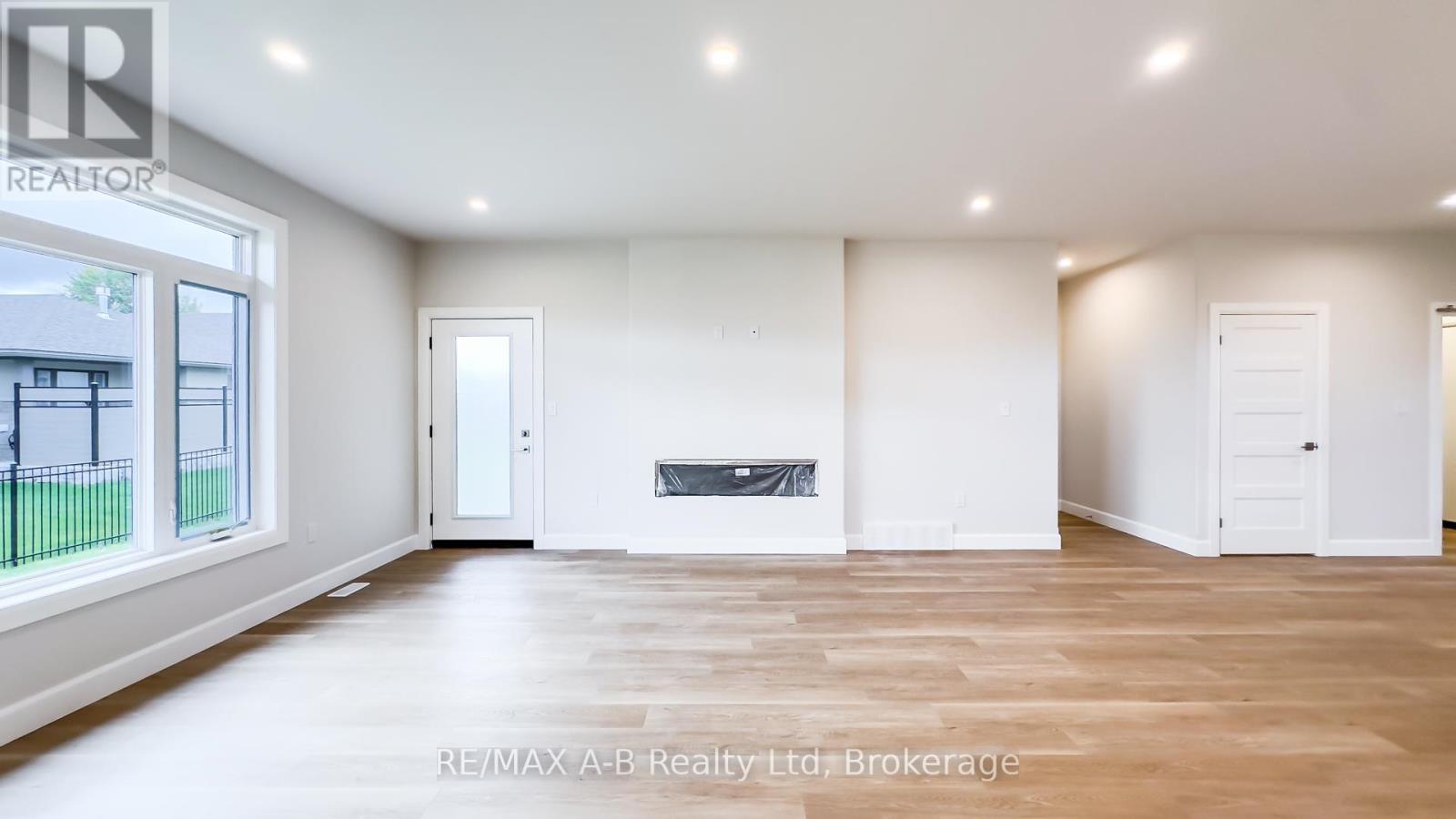 21 Nelson Street, West Perth, Ontario  N0K 1N0 - Photo 21 - X12419298