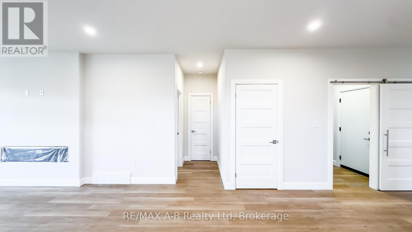 21 Nelson Street, West Perth, Ontario  N0K 1N0 - Photo 22 - X12419298