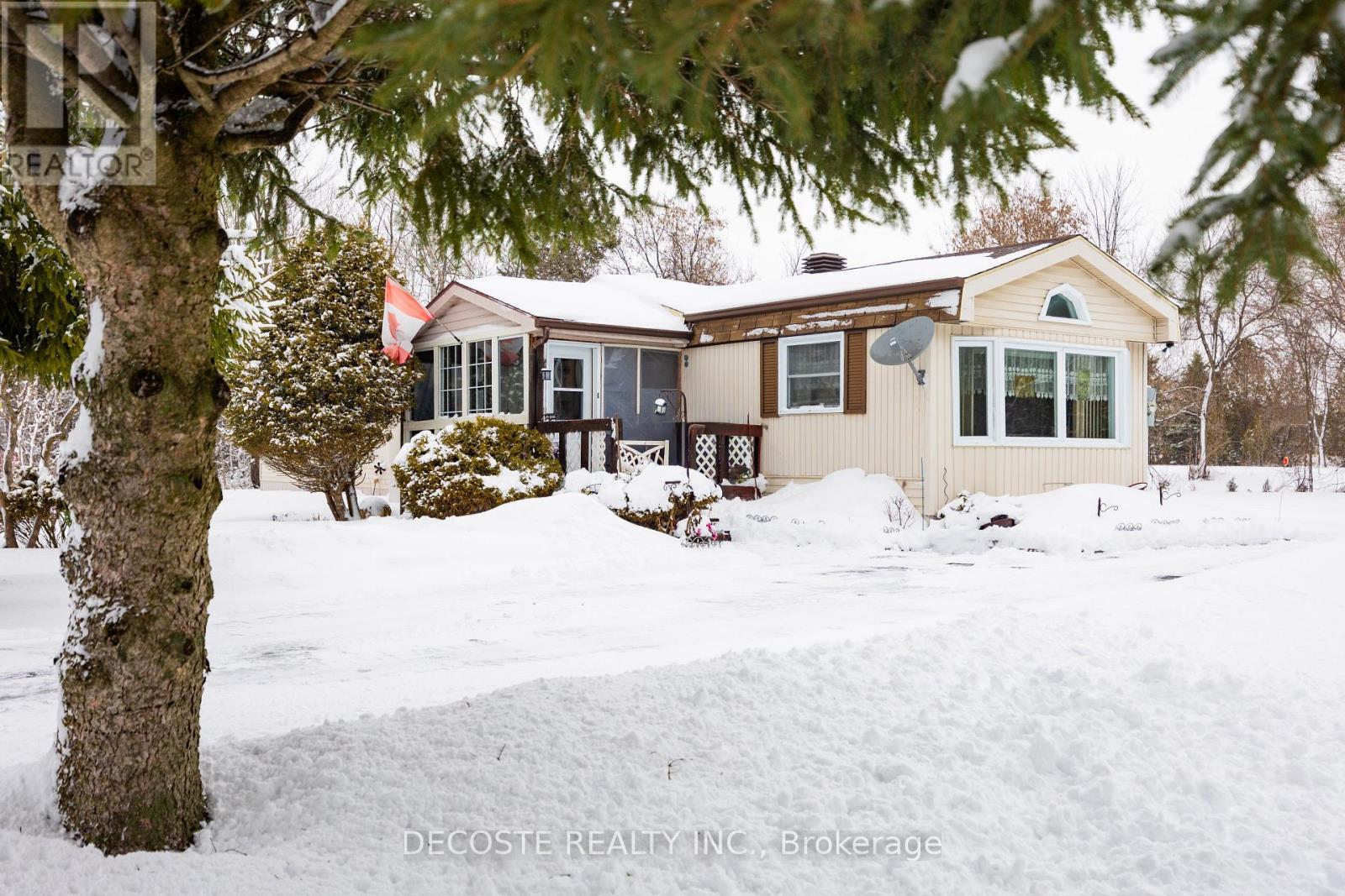 3857 Bobby Street, North Glengarry, Ontario  K0C 1A0 - Photo 1 - X12696254