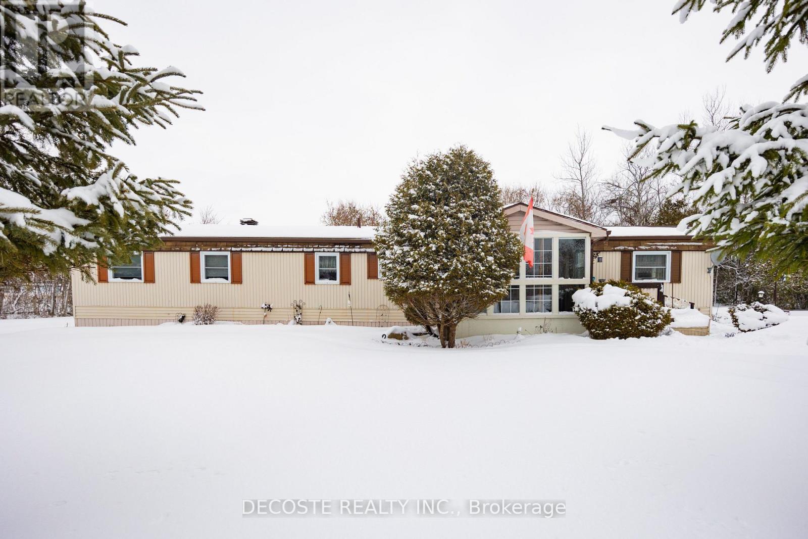 3857 Bobby Street, North Glengarry, Ontario  K0C 1A0 - Photo 2 - X12696254