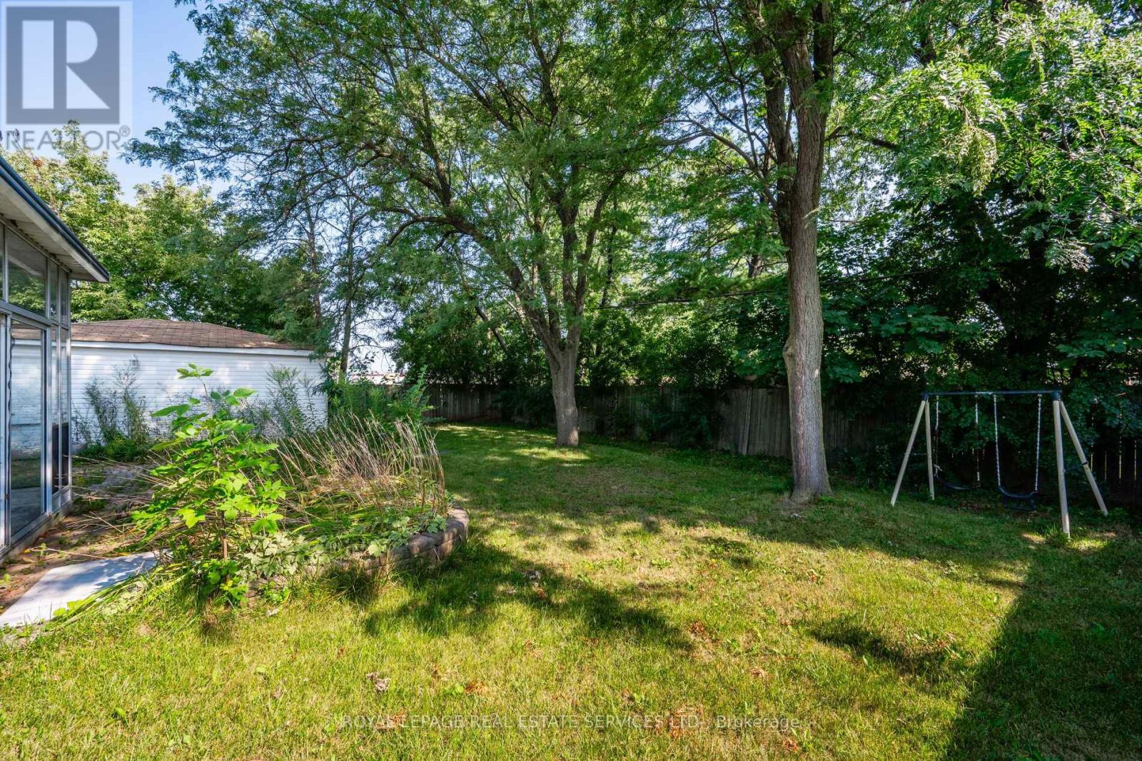 A - 575 Third Line, Oakville, Ontario  L6L 4A8 - Photo 27 - W12696078