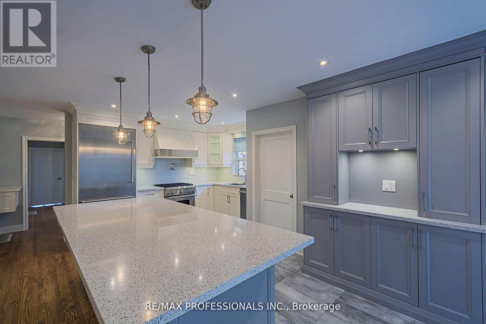 3 Eriksdale Road, Toronto, Ontario  M9C 2B5 - Photo 10 - W12696080