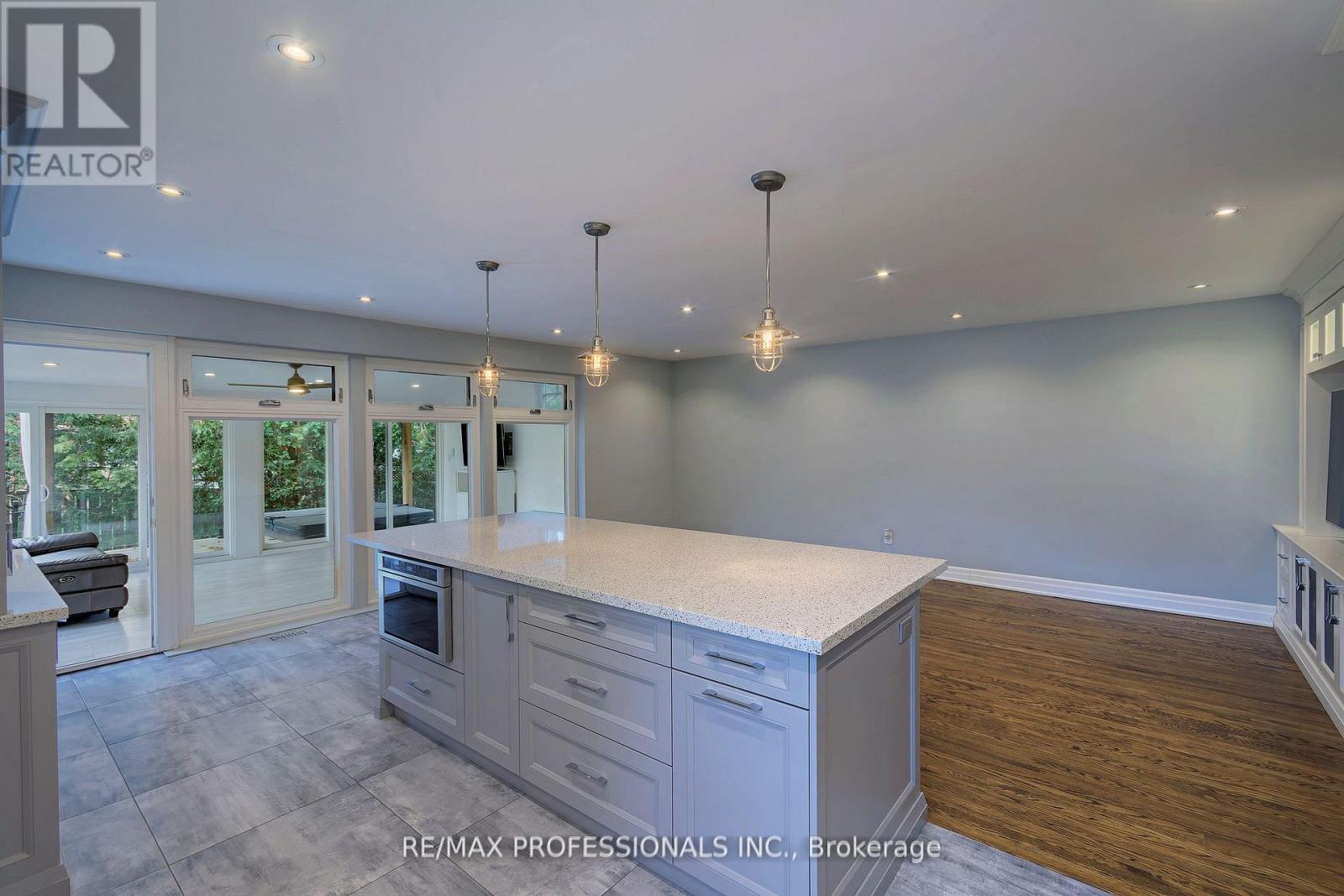 3 Eriksdale Road, Toronto, Ontario  M9C 2B5 - Photo 11 - W12696080