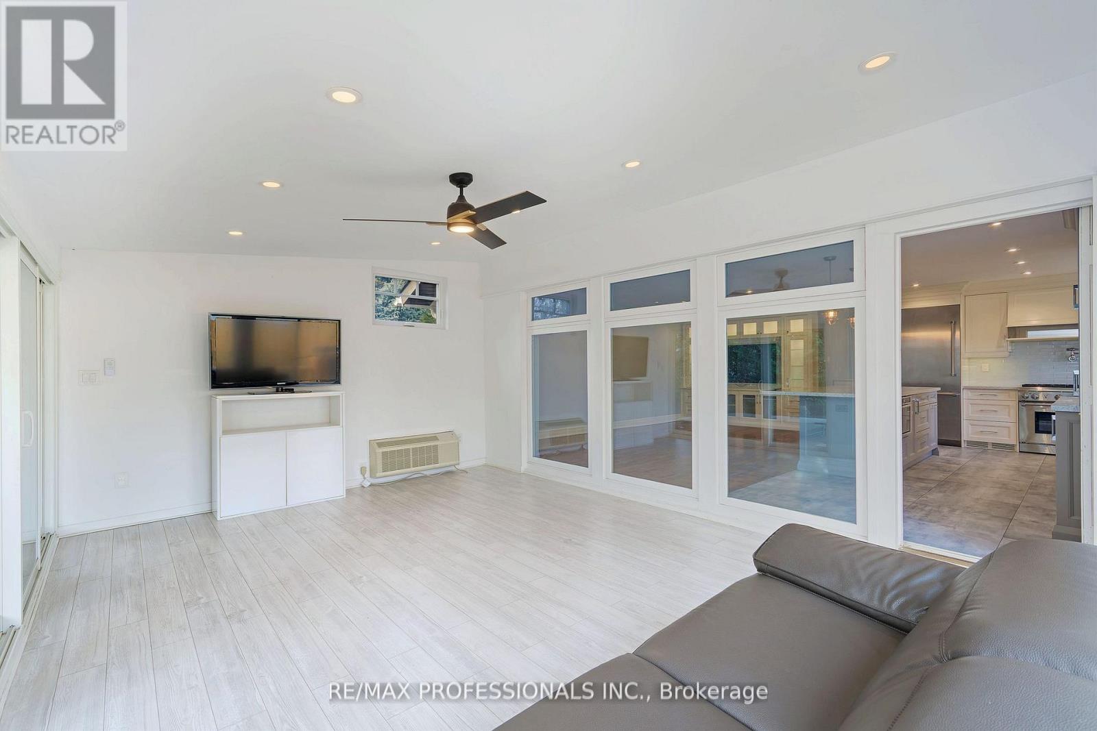 3 Eriksdale Road, Toronto, Ontario  M9C 2B5 - Photo 16 - W12696080