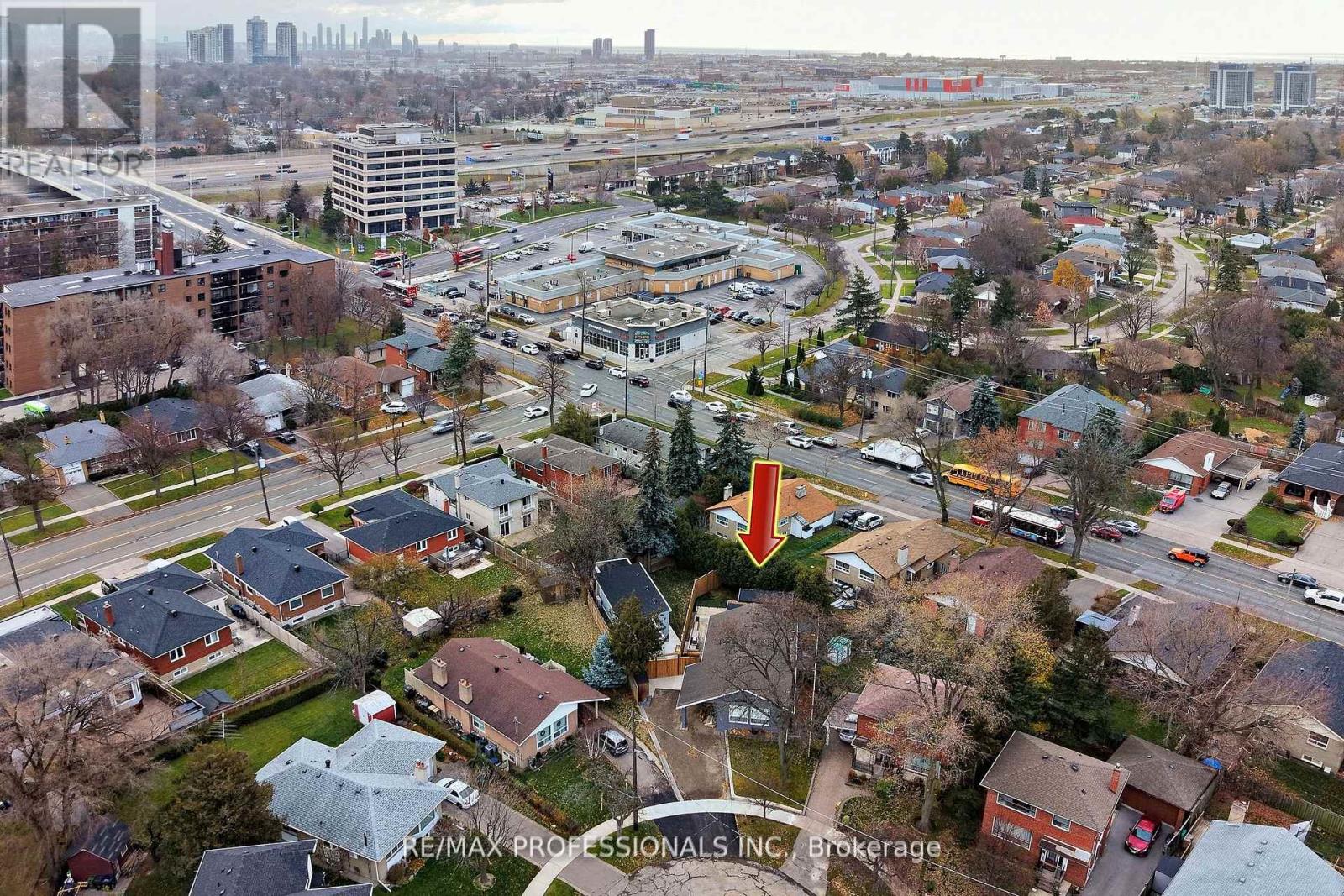 3 Eriksdale Road, Toronto, Ontario  M9C 2B5 - Photo 2 - W12696080