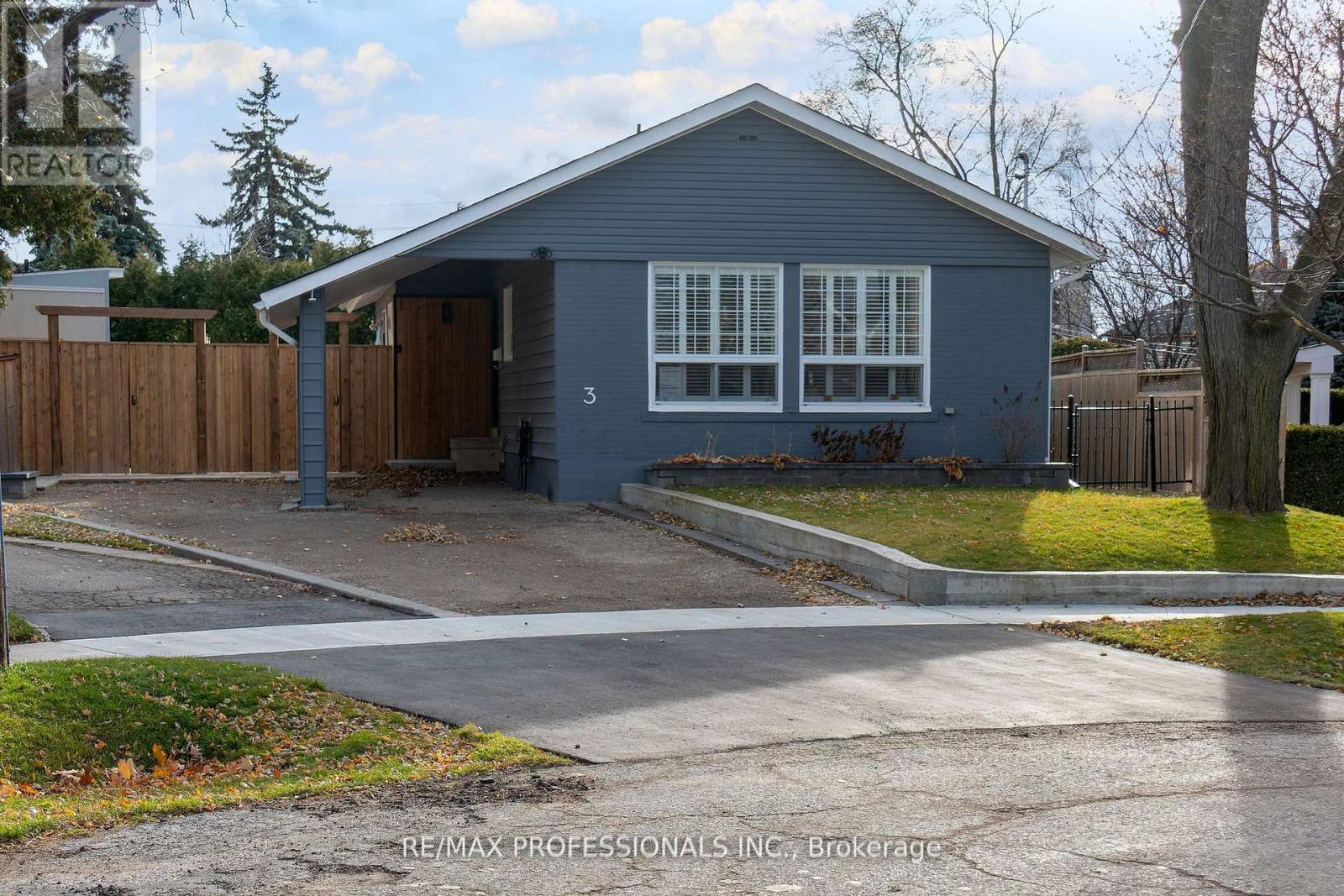 3 Eriksdale Road, Toronto, Ontario  M9C 2B5 - Photo 3 - W12696080