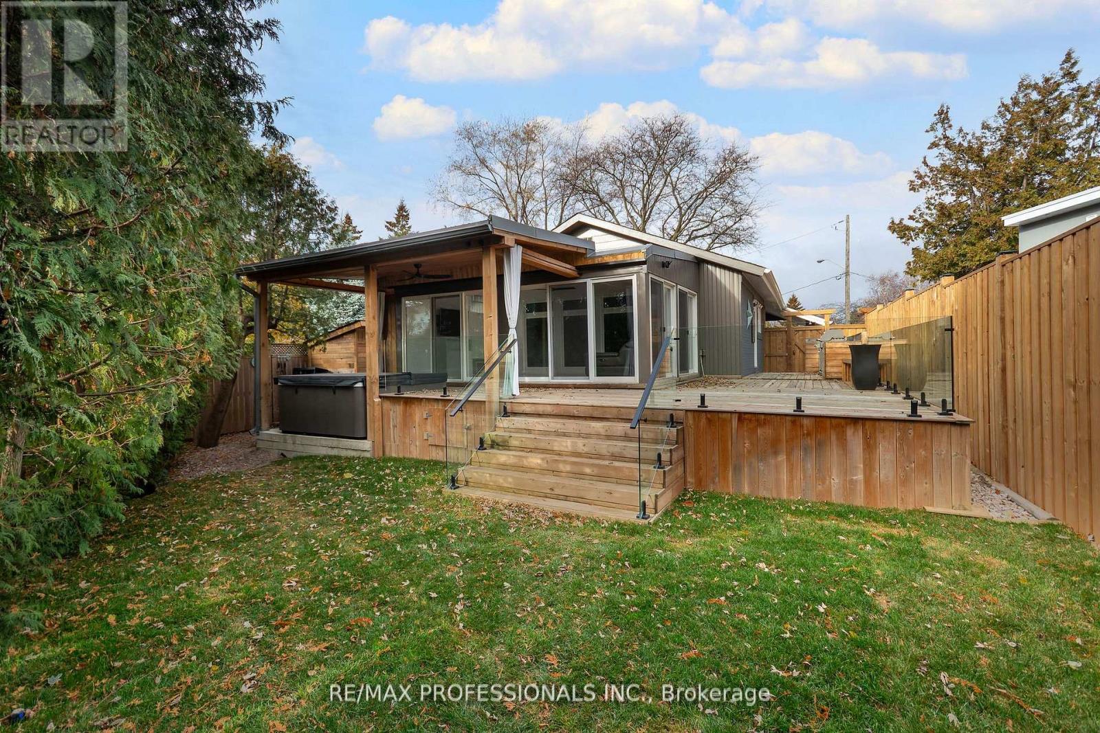 3 Eriksdale Road, Toronto, Ontario  M9C 2B5 - Photo 33 - W12696080