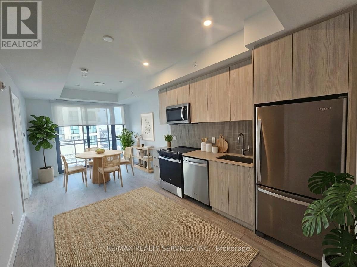 510 - 750 Whitlock Avenue, Milton, Ontario  L9E 2B9 - Photo 10 - W12696088