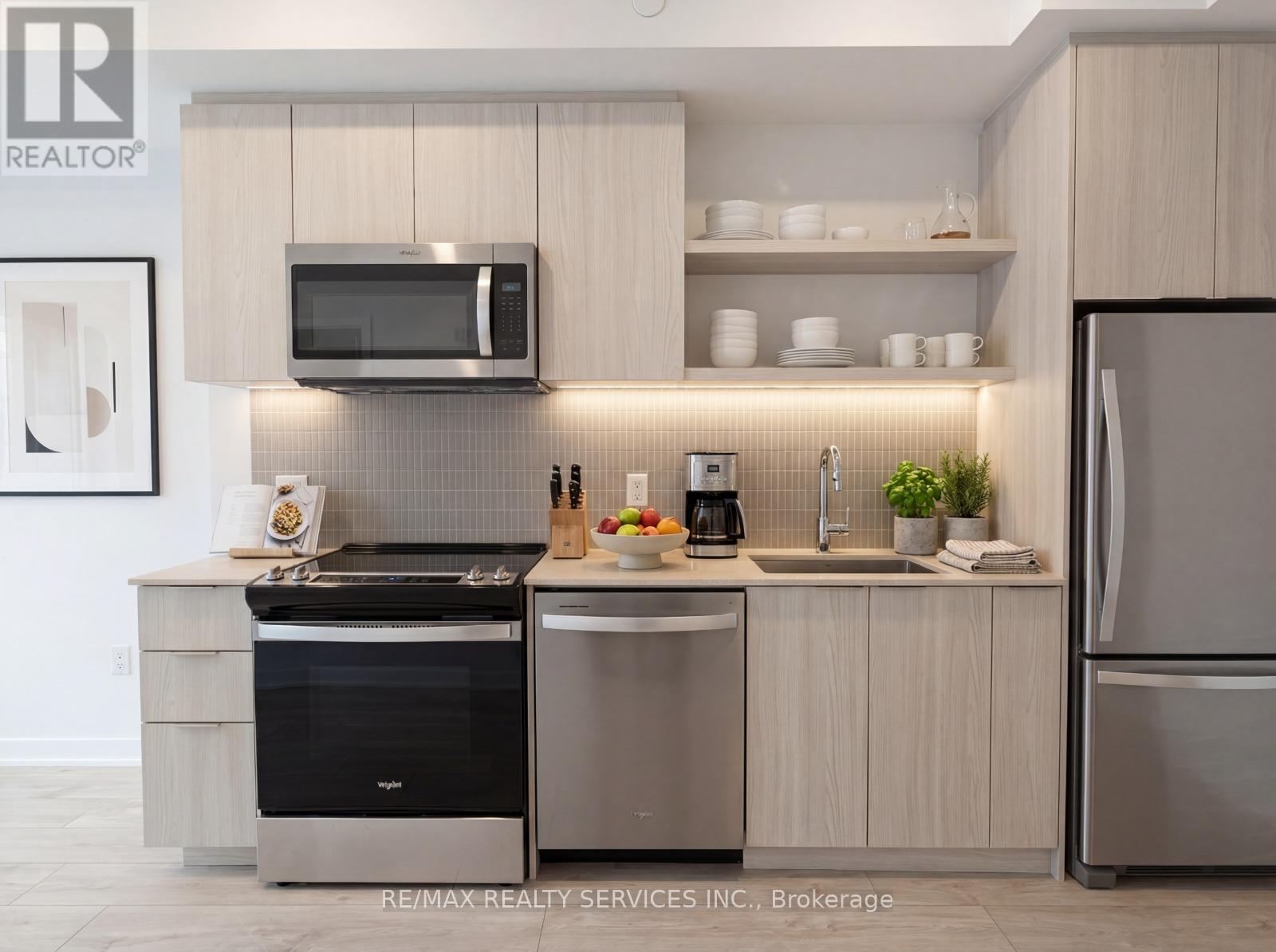 510 - 750 Whitlock Avenue, Milton, Ontario  L9E 2B9 - Photo 8 - W12696088