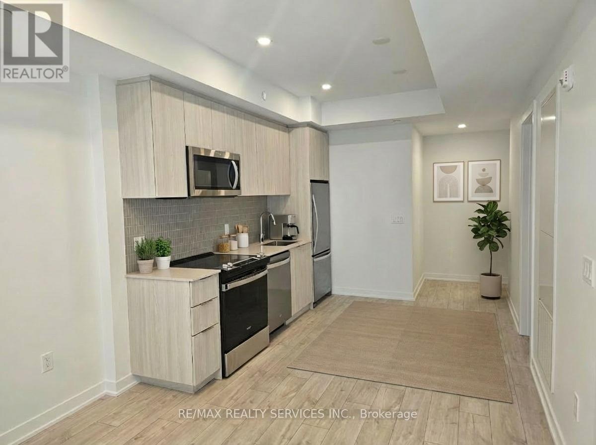 510 - 750 Whitlock Avenue, Milton, Ontario  L9E 2B9 - Photo 9 - W12696088