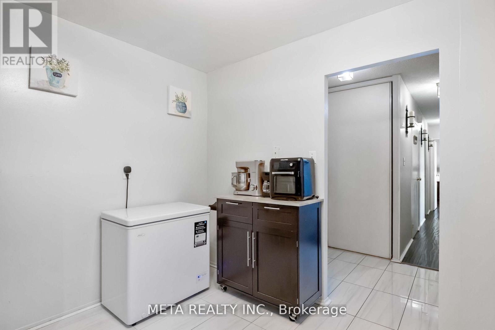 604 - 236 Albion Road, Toronto, Ontario  M9W 6A6 - Photo 15 - W12696104