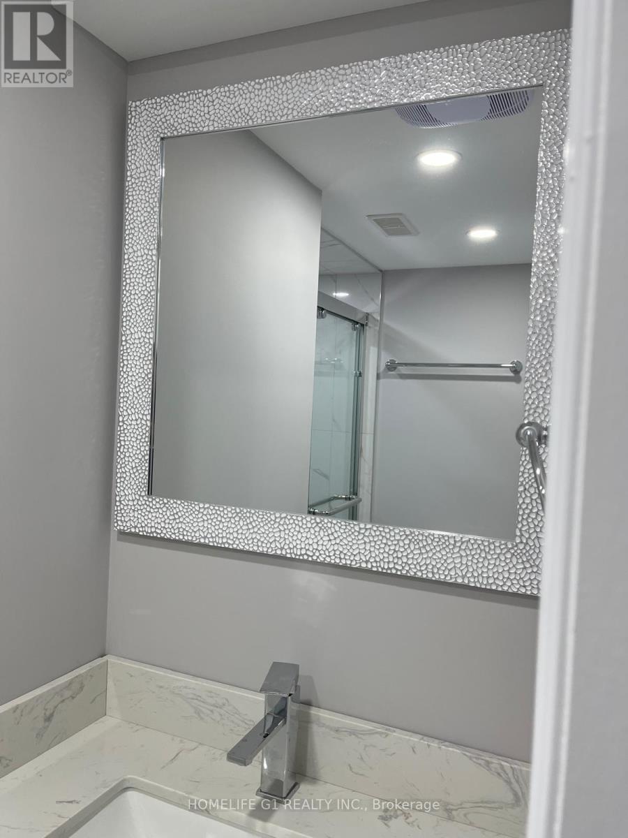 544 Remembrance Road Bsmt, Brampton, Ontario  L7A 5C8 - Photo 8 - W12696128