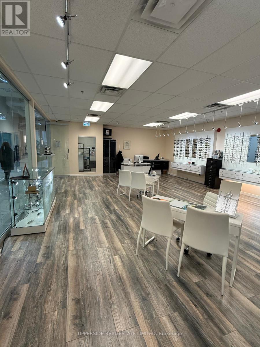 B6 - 2 Champagne Drive, Toronto, Ontario  M3J 0K2 - Photo 3 - W12696134