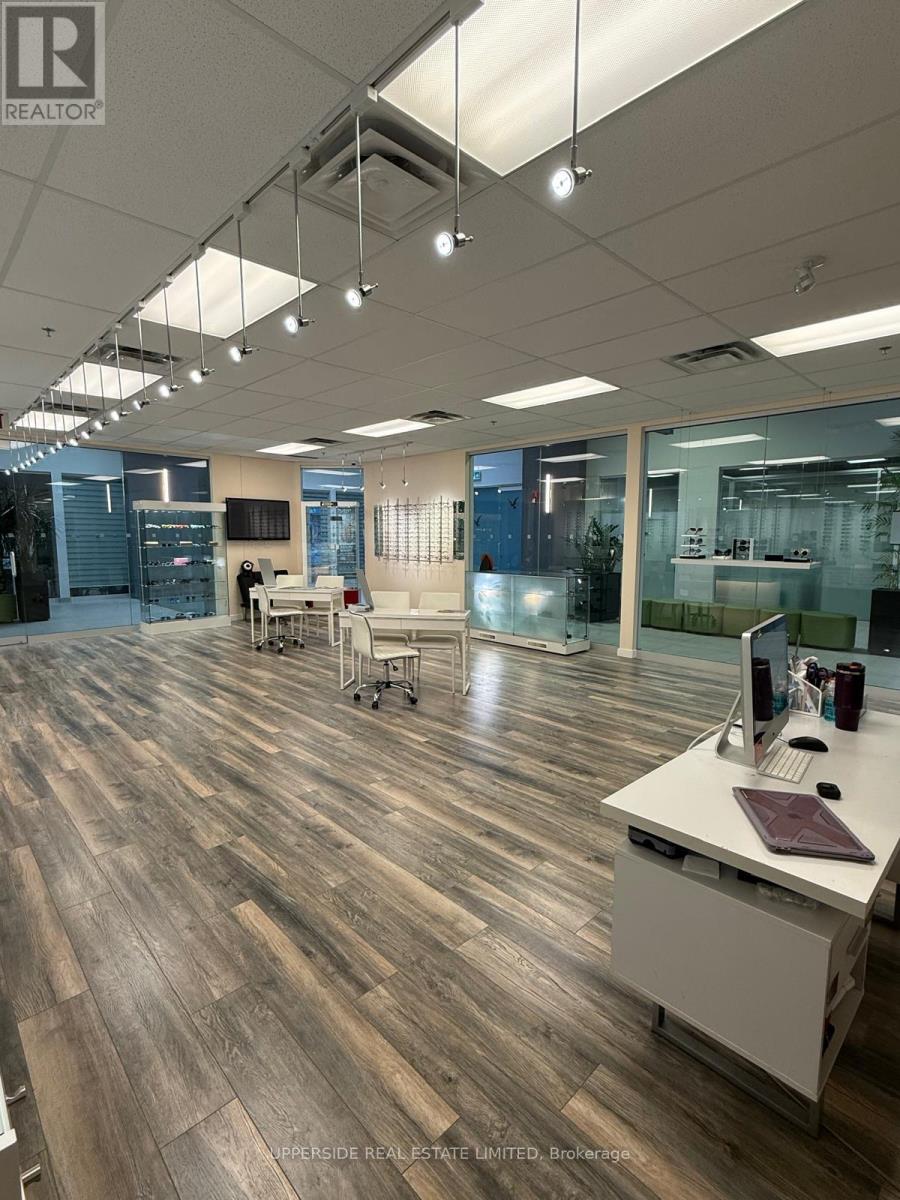 B6 - 2 Champagne Drive, Toronto, Ontario  M3J 0K2 - Photo 4 - W12696134