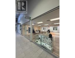 B6 - 2 CHAMPAGNE DRIVE, Toronto, Ontario