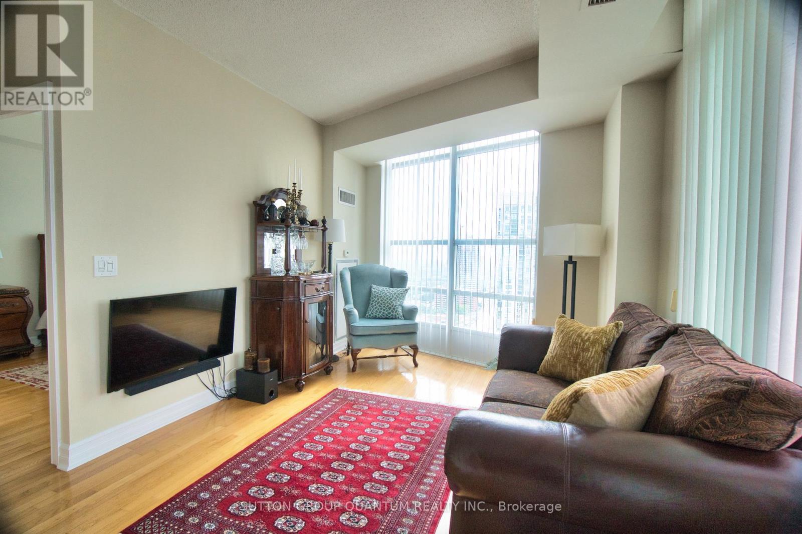2705 - 1 Elm Drive W, Mississauga, Ontario  L5B 4M1 - Photo 13 - W12696160