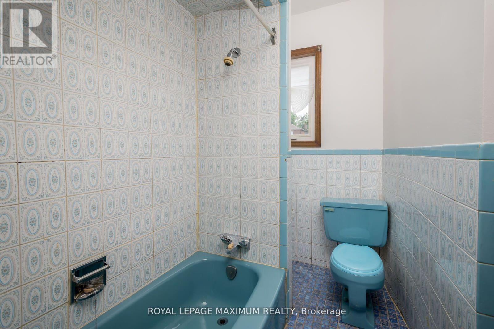 161 Caledonia Road, Toronto, Ontario  M6E 4S8 - Photo 23 - W12696172