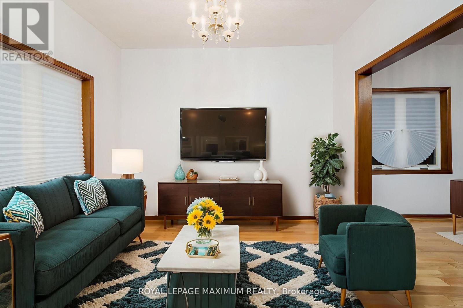 161 Caledonia Road, Toronto, Ontario  M6E 4S8 - Photo 36 - W12696172