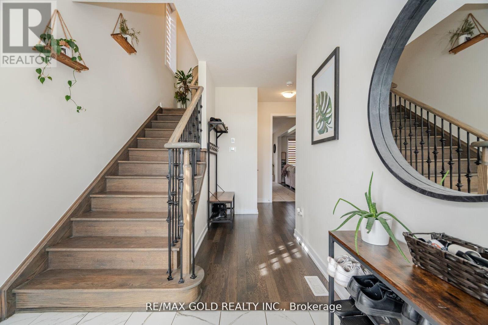 128 Whithorn Crescent, Haldimand, Ontario  N3W 0G4 - Photo 3 - X12696132