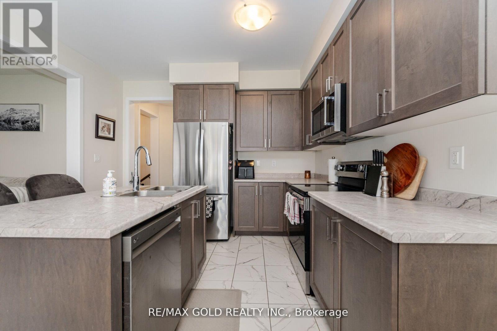 128 Whithorn Crescent, Haldimand, Ontario  N3W 0G4 - Photo 6 - X12696132