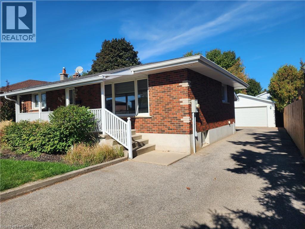 130 BALMORAL Drive, Brantford, Ontario