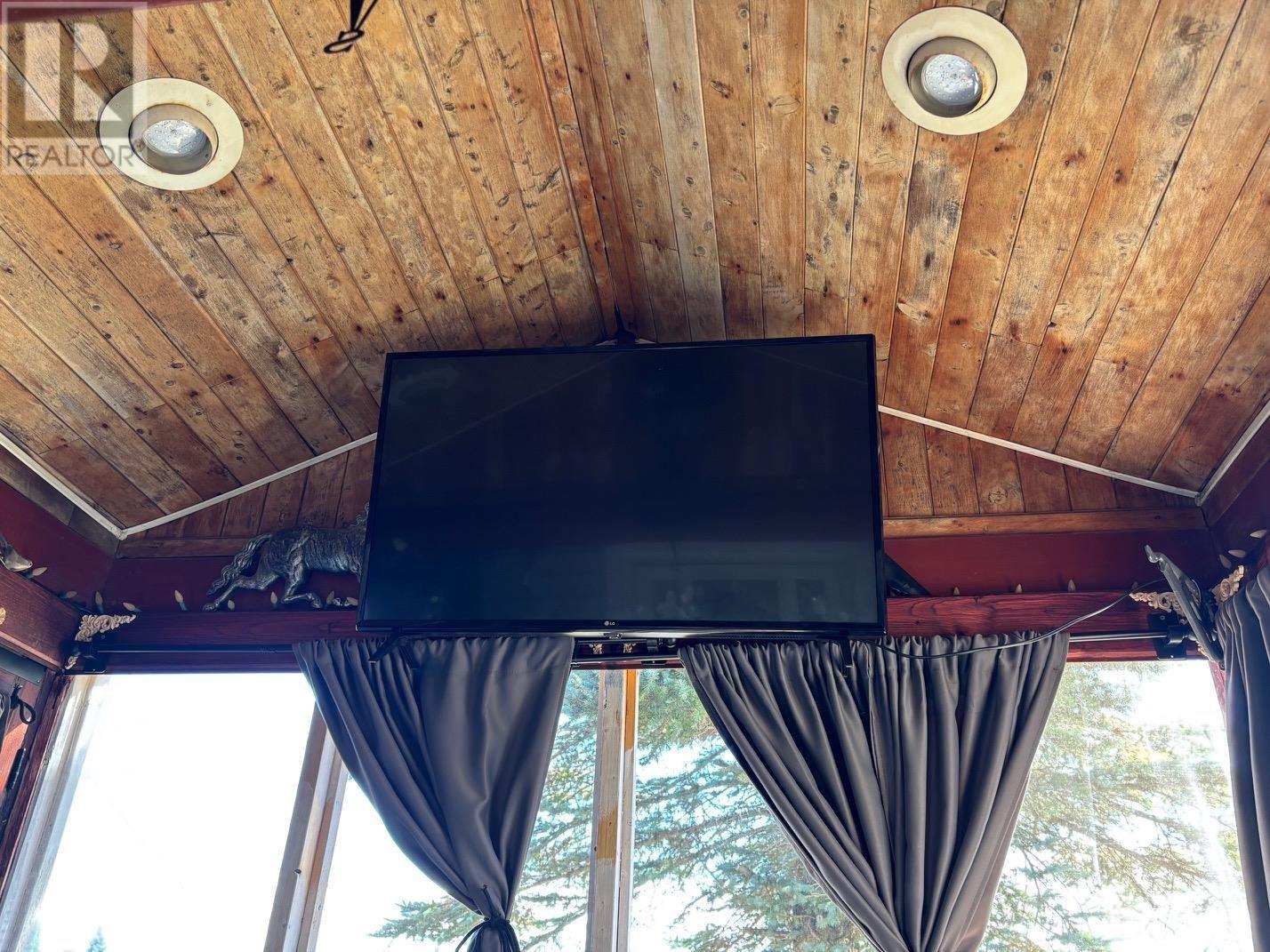 30 Denison Rd, Elliot Lake, Ontario  P5A 1L7 - Photo 22 - SM252909