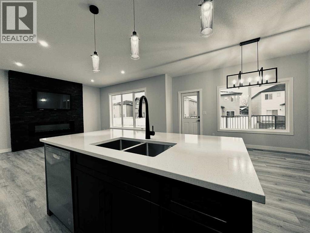 53 Emmett Crescent, Red Deer, Alberta  T4P 3G8 - Photo 7 - A2274833