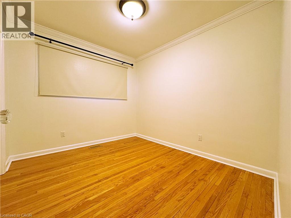 646 Iroquois Avenue, Ancaster, Ontario  L9G 3B4 - Photo 14 - 40796385