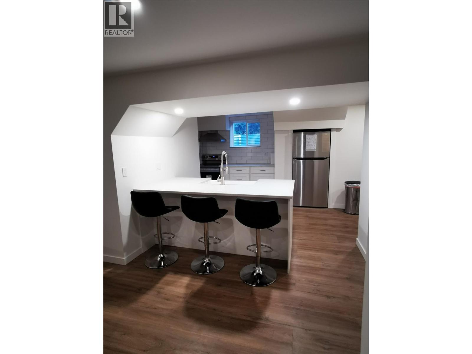 208 Tamarack Avenue, Kamloops, British Columbia V2B 1G7 - Photo 60 - 10372575