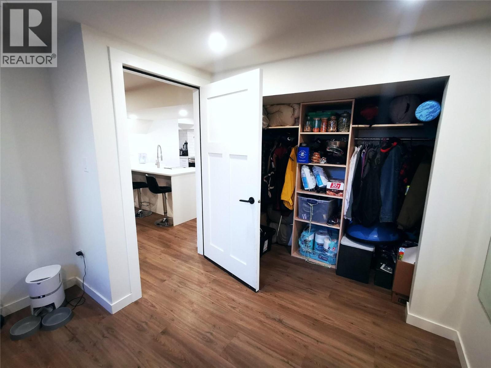 208 Tamarack Avenue, Kamloops, British Columbia V2B 1G7 - Photo 84 - 10372575