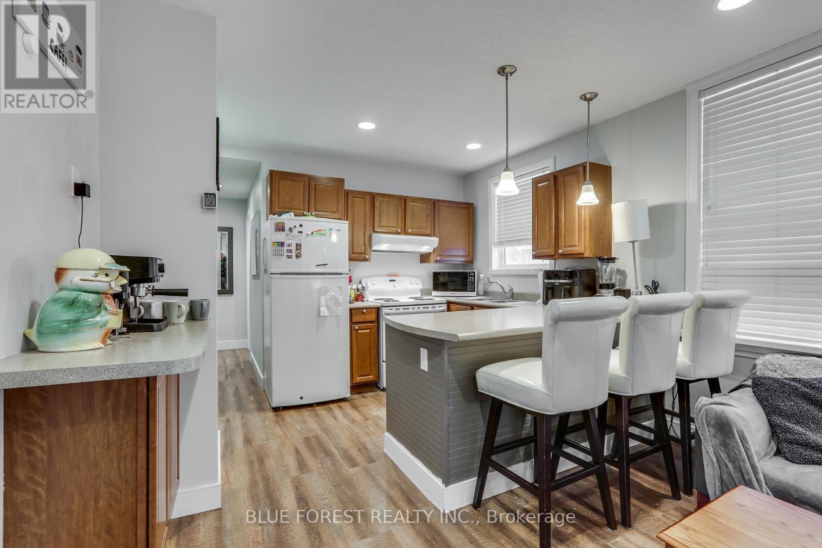 17 Mcdonald Avenue, London North, Ontario  N6G 1A9 - Photo 10 - X12696222