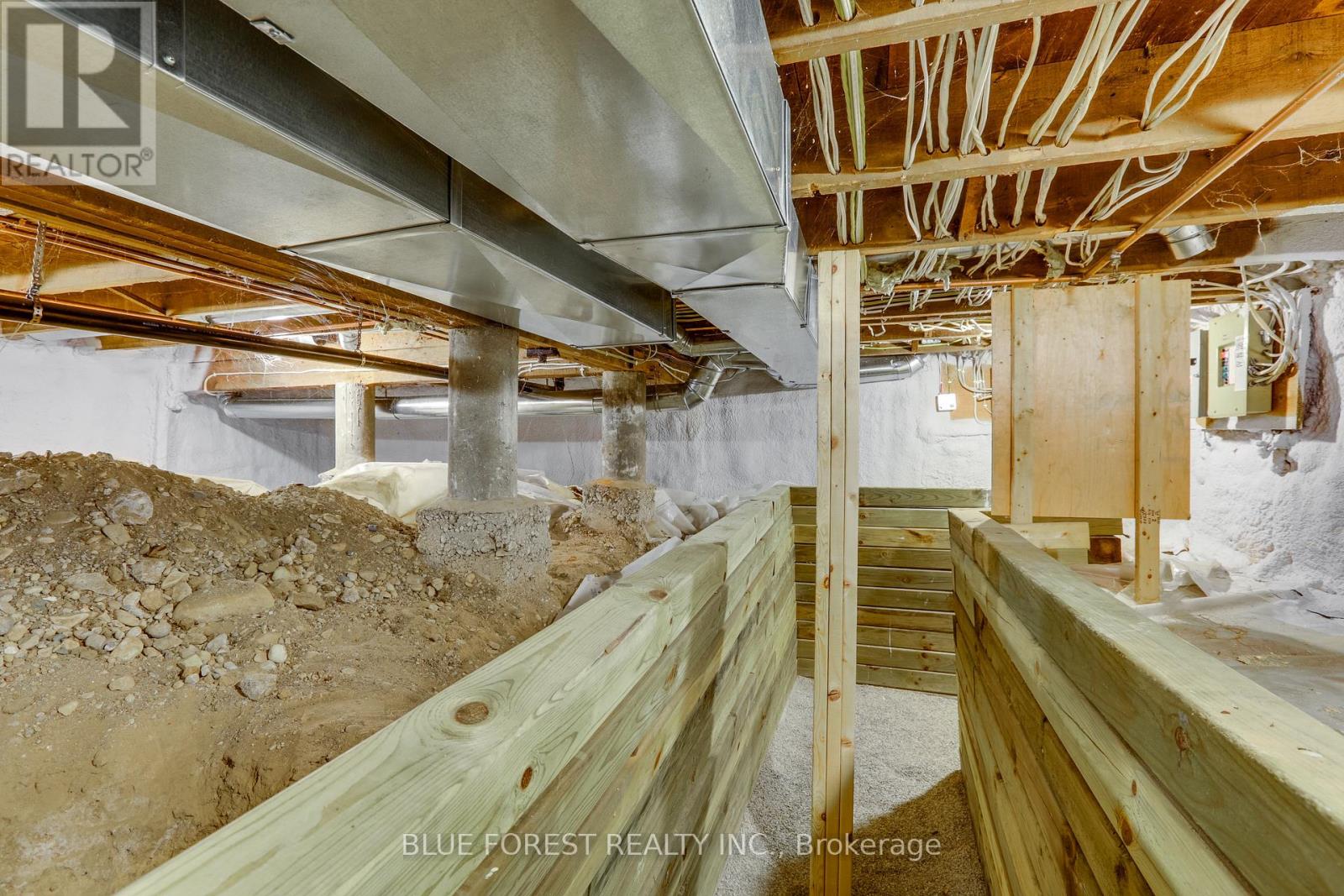 17 Mcdonald Avenue, London North, Ontario  N6G 1A9 - Photo 41 - X12696222