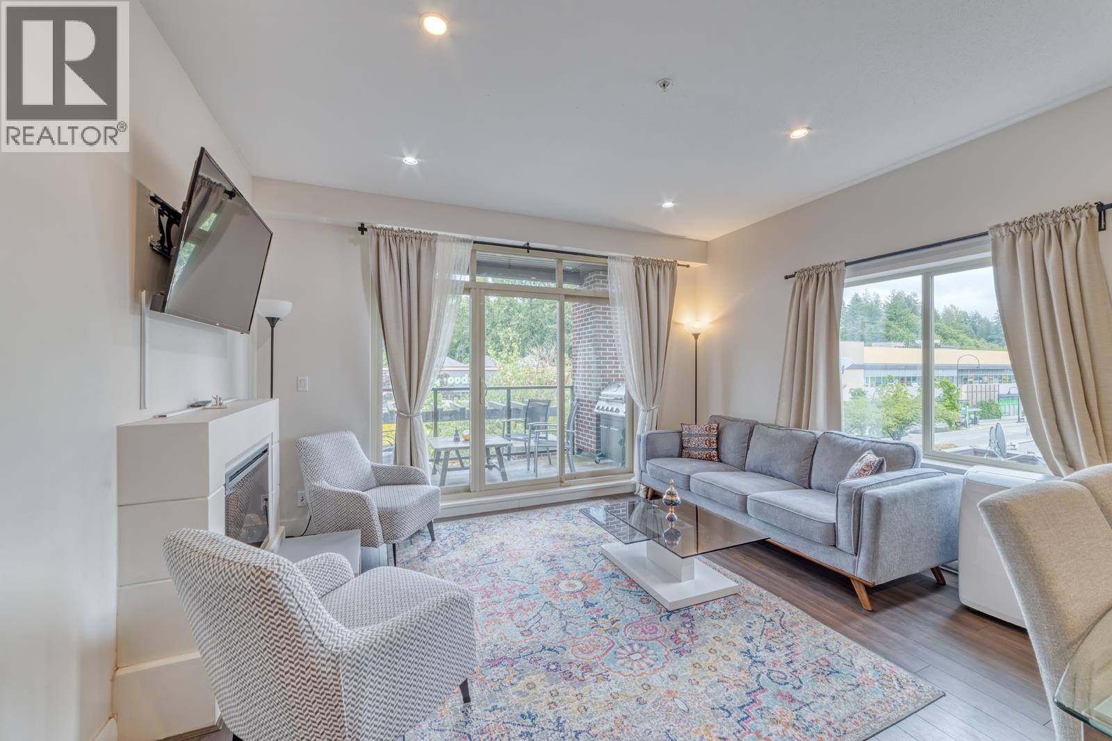 304 1273 Marine Drive, North Vancouver, British Columbia  V7P 1T3 - Photo 8 - R3079480