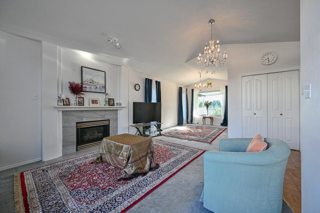 32948 10 Avenue, Mission, British Columbia  V2V 2K3 - Photo 7 - R3076734