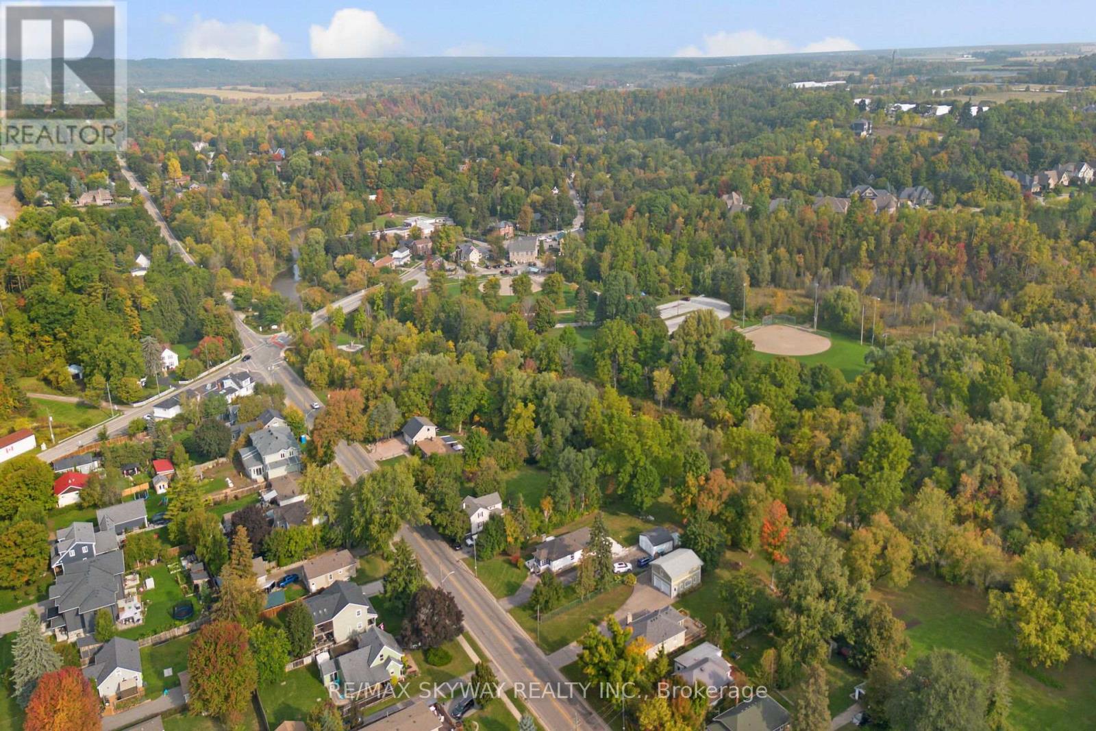 45 Confederation Street, Halton Hills, Ontario  L7G 3R4 - Photo 10 - W12680978