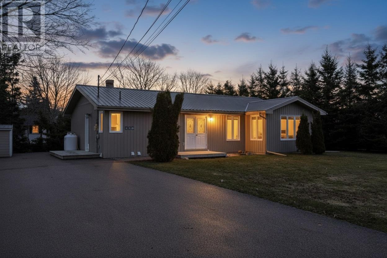 118 Maple Avenue, Charlottetown, Prince Edward Island  C1A 6G4 - Photo 1 - 202600256