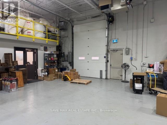 5044 South Service Road, Burlington, Ontario  L7L 5Y7 - Photo 17 - W12695328