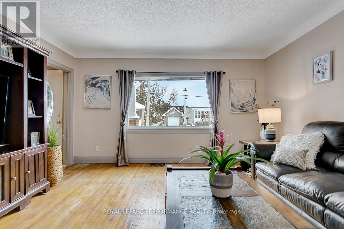 103 Glynn Avenue, Ottawa, Ontario  K1K 1S7 - Photo 6 - X12696306