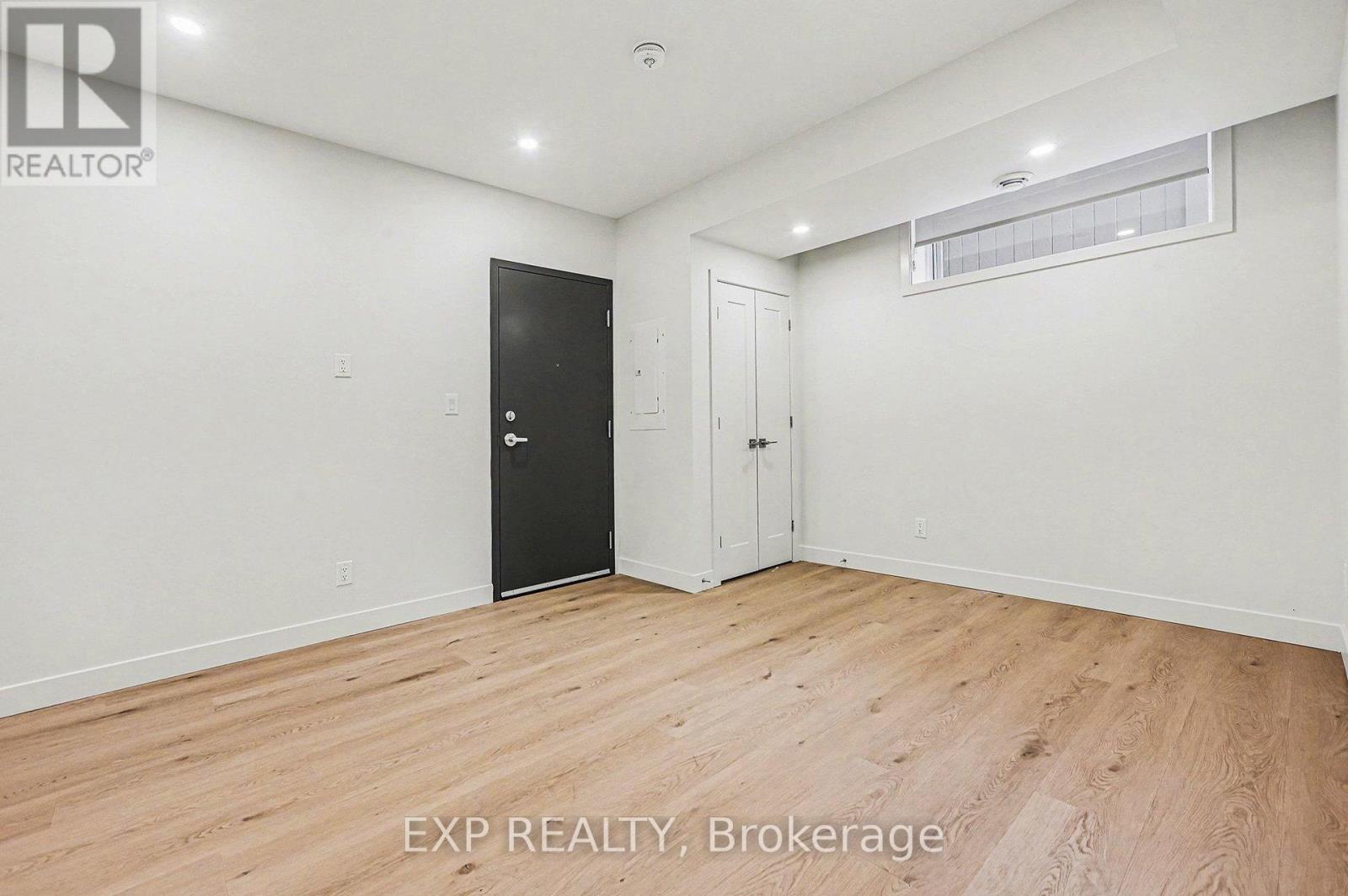 6 - 79 Marquette Avenue, Ottawa, Ontario  K1L 5J9 - Photo 10 - X12696316