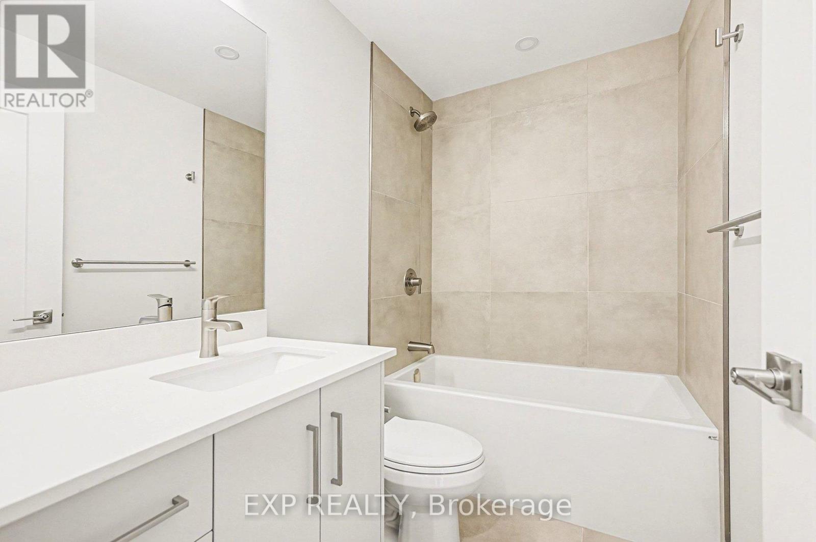 6 - 79 Marquette Avenue, Ottawa, Ontario  K1L 5J9 - Photo 7 - X12696316