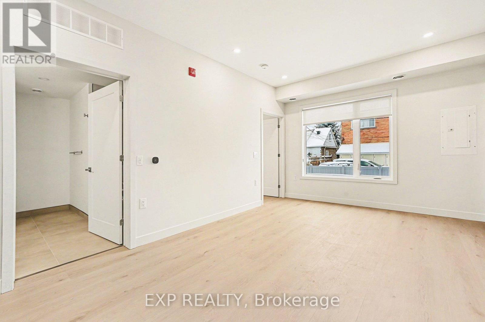 4 - 79 Marquette Avenue, Ottawa, Ontario  K1L 5J9 - Photo 10 - X12696324