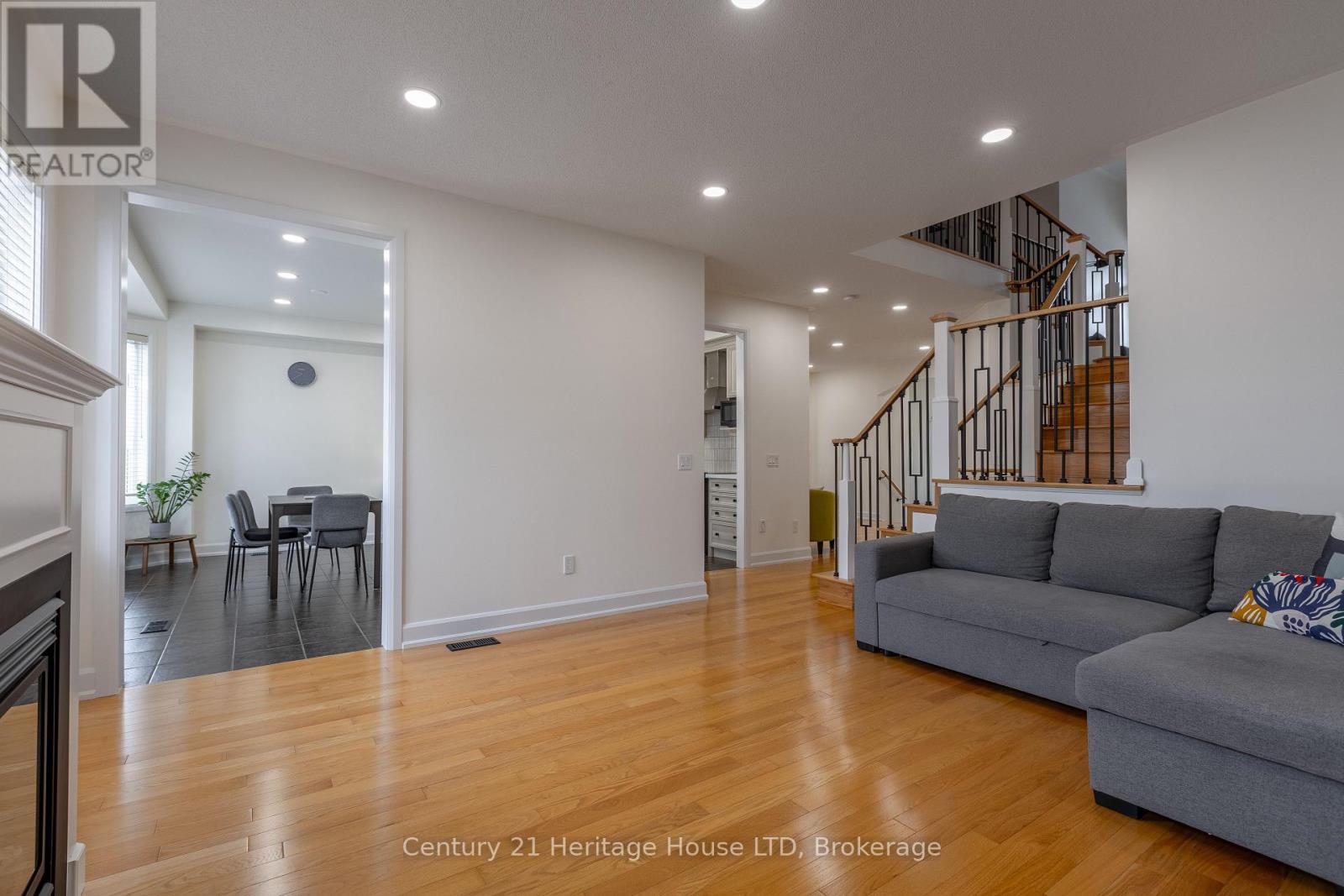 5 Juneberry Road, Thorold, Ontario  L2V 0B2 - Photo 7 - X12696276