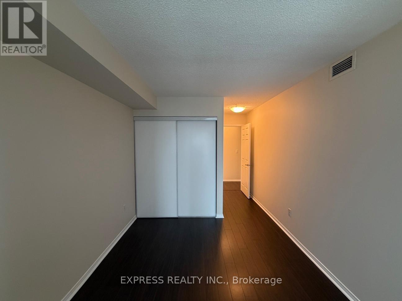 809 - 29 Pemberton Avenue, Toronto, Ontario  M2M 4L5 - Photo 11 - C12695606